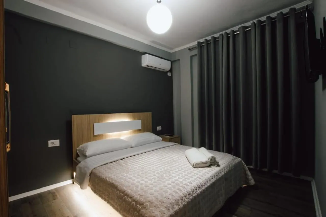 Novs Apartment 1 Gjirokastër